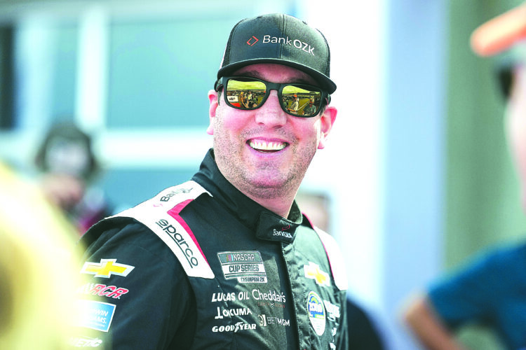 Kyle Busch grabs season-opening Daytona 500 pole, chasing a win that has eluded him for 20 starts